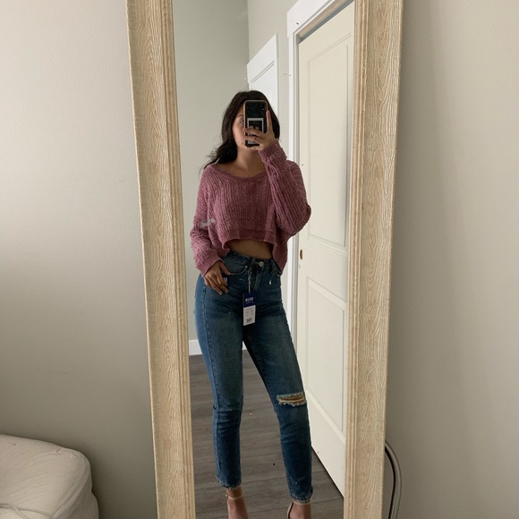 Brand new Distressed mom jeans - Picture 5 of 5